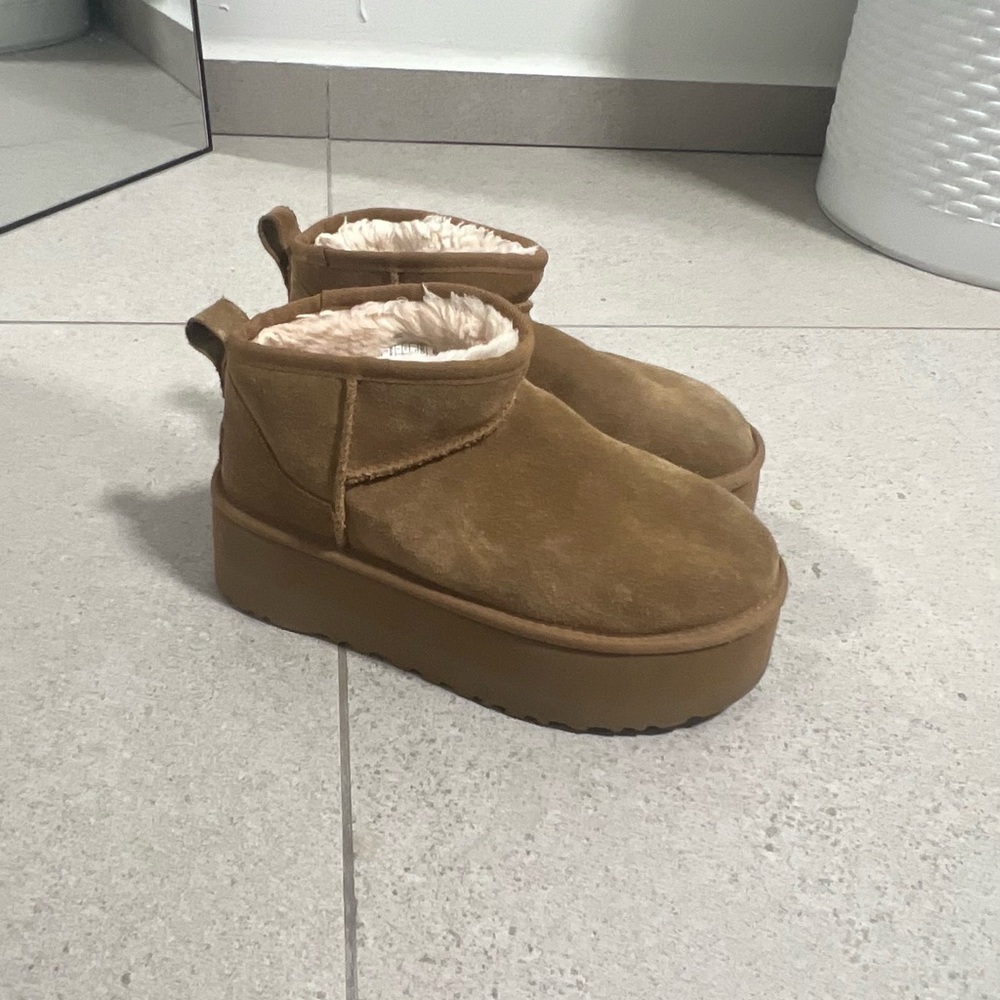 UGG chestnut classic ultra mini platform boots